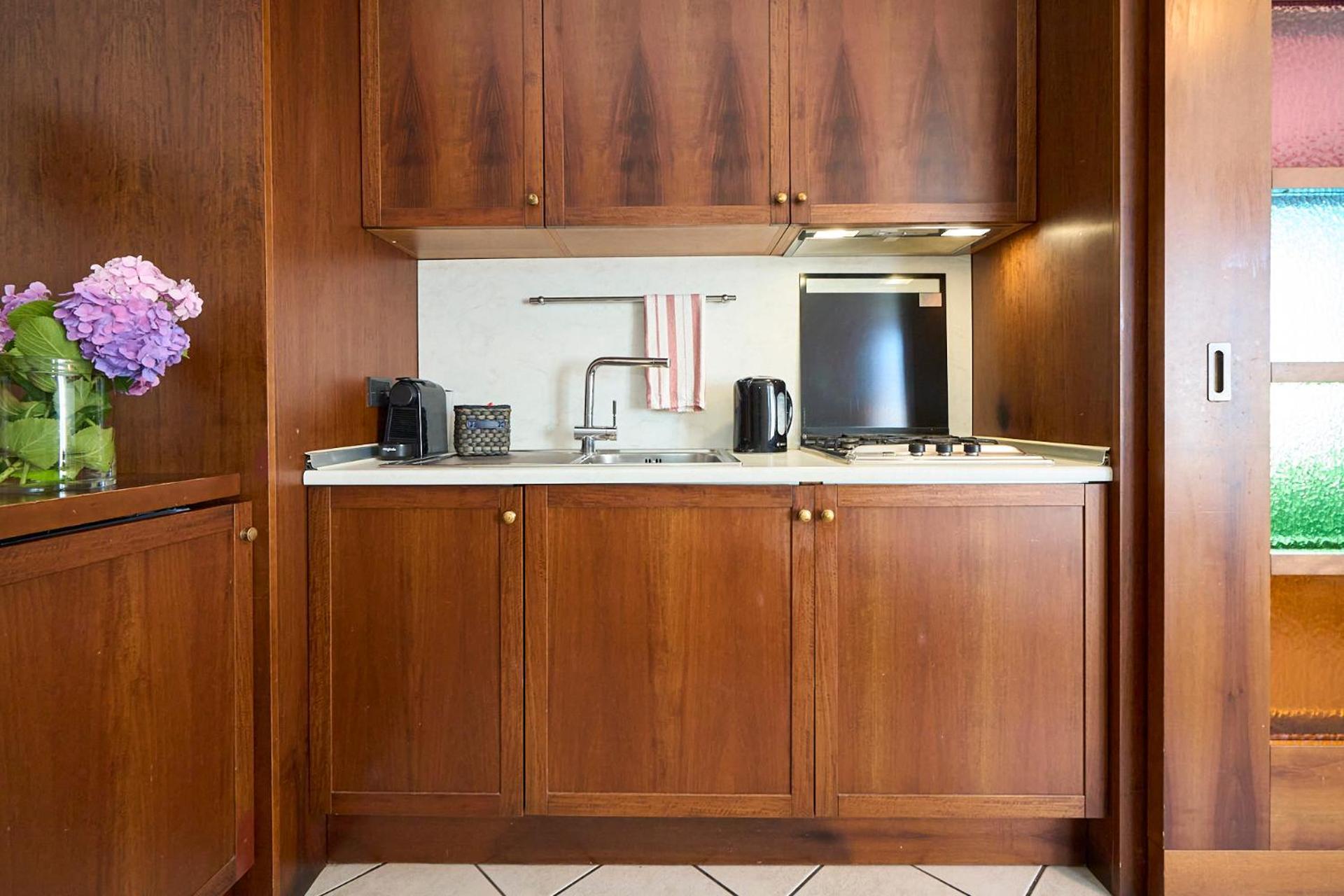-Luminosa 5 Stars With Balcony- Wifi Netflix 15 Minutes From Duomo Apartment Milan Exterior photo